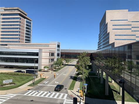 This hidden main campus Cleveland Clinic wing is truly surprising 9