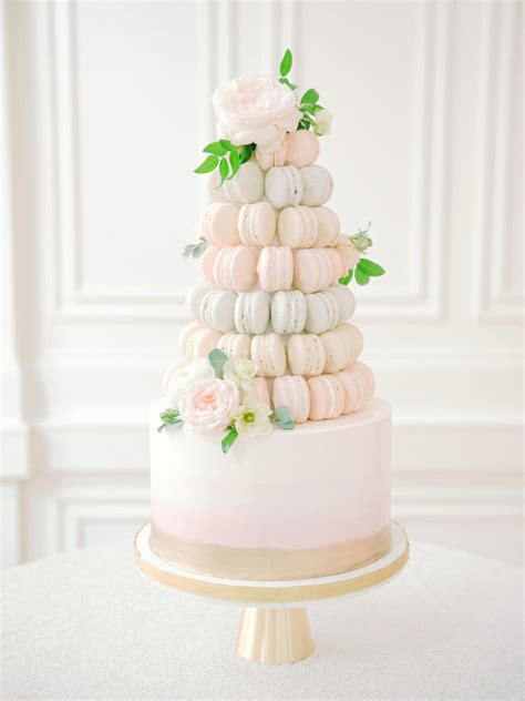 28 Stunning Macaron Wedding Cakes To Make A Statement