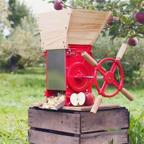 Weston Apple And Fruit Crusher 05 0201