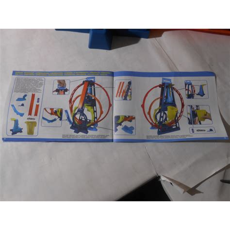Circuit Action Triple Looping Kit Hot Wheels