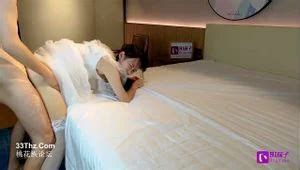 Watch 交不起房租用身体给房东偿还 Chinese 91茄子 Asian Porn SpankBang