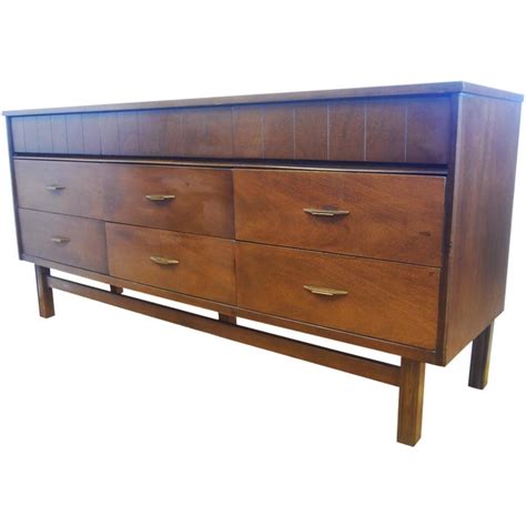 Mid Century Modern Dresser Bassett Furniture Chairish