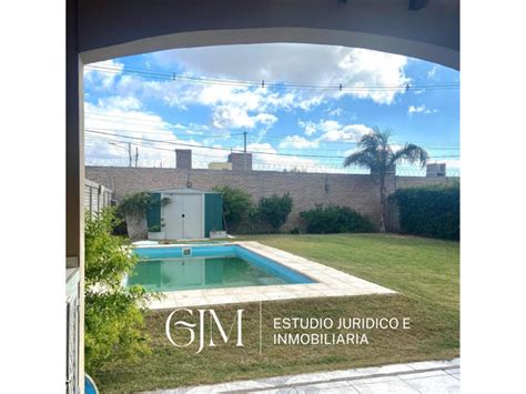 Venta Hermosa Y Moderna Casa En Barrio Privado Rivadavia Reservada