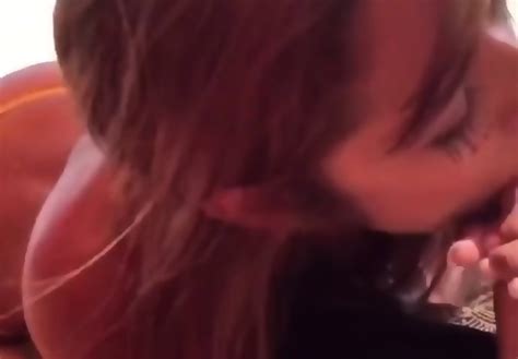 Babe BJ On Beach Mp