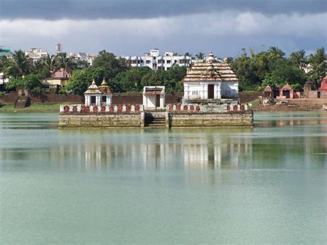 Bindu Sagar Lake / Bindu Sarovar, Bhubaneswar - Timings, History, Darshan, Pooja Timings