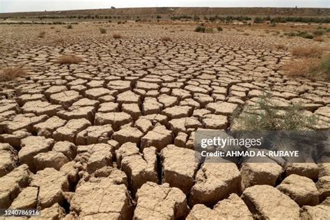 Cracked Dam Photos And Premium High Res Pictures Getty Images