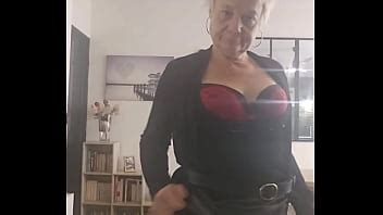 Coucou Mes Loulous Aujourd Hui C Est Mon Anniversaire Votre Milf Mature