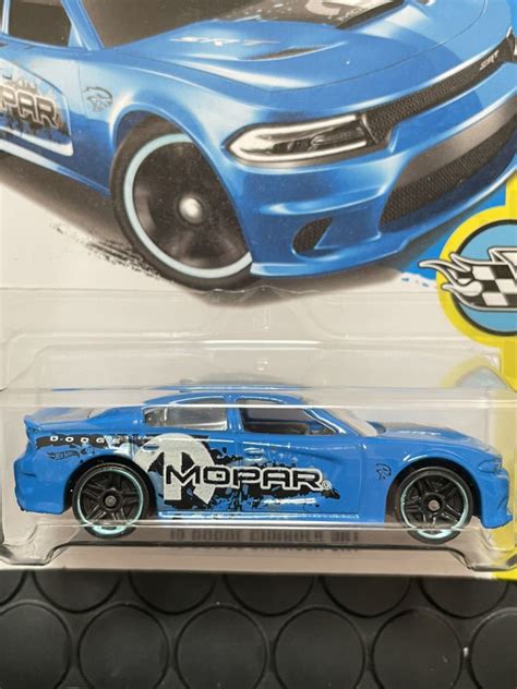 Yahoo Hot Wheels Dodge Charger Srt