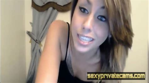 Warm Looking Babe Having Intense Orgasm