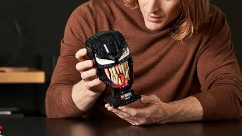 Retired LEGO Spider-Man Venom still available at Best Buy - Dexerto