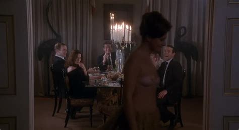 Tacy Kneale Nude Pics Page 1