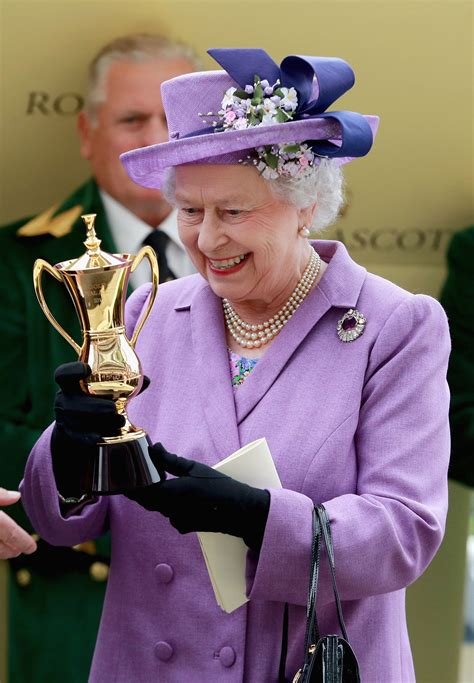 Entrevista Al Fotógrafo Que Mejor Retrató A Isabel Ii “no Jugaba Con