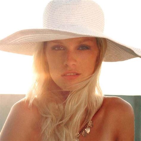 CELEBRITY MODELS NUDE Natalija Osolnik