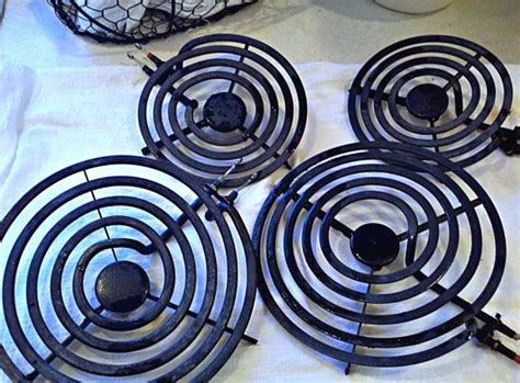 This Is The Easiest Way To Clean Your Stove Burners Cleaning Hacks