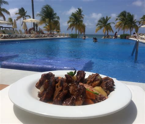 Traditional Jamaican Oxtail Recipe Taste The Islands Best Oxtail Stew