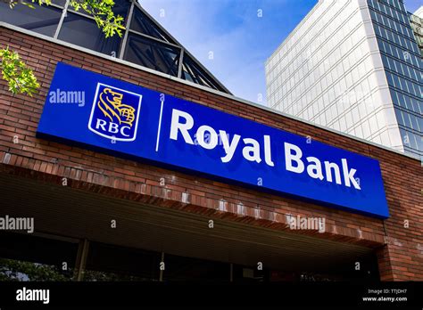 Rbc royal bank logo hi-res stock photography and images - Alamy