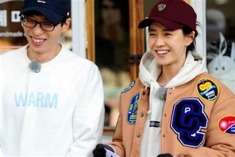 Nữ chính phim Sex is Zero tuổi U50 độc thân sống bình tĩnh