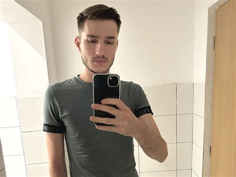 VincentArthur Gay Model On Jas St