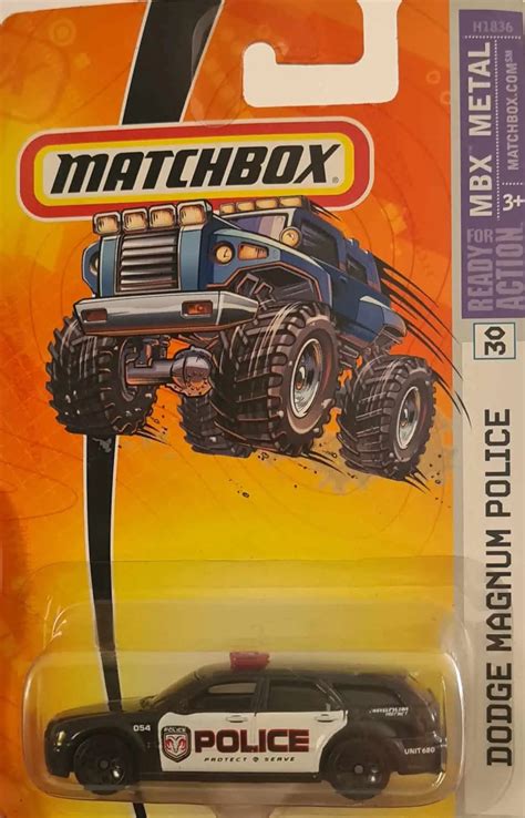 Matchbox Dodge Magnum Police Universo Hot Wheels