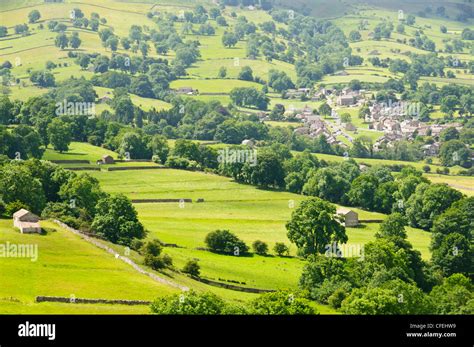 Load Bearing Facades Hi Res Stock Photography And Images Alamy