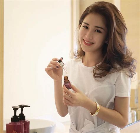 Vẻ xinh đẹp sang chảnh của hot girl số Malaysia Gương mặt trẻ ZNEWS VN