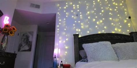 CUTE GIRL BUNNI BUNS RIDES A DILDO Tnaflix