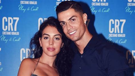 Ronaldo's girlfriend, Georgina speaks on football stars attitude to bad results at home - Daily ...