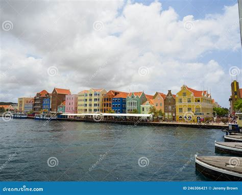 Queen Emma Pontoon Bridge In Willemstad Curacao Editorial Image