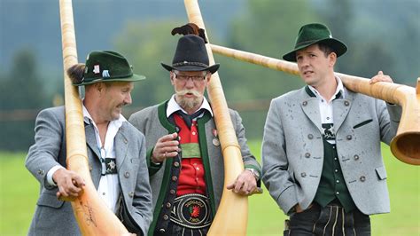 Bayerische Traditionen: Dialekt - Brauchtum - Kultur - Planet Wissen