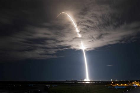 Spacex Launches Years 40th Starlink Mission 400th Miniaturized