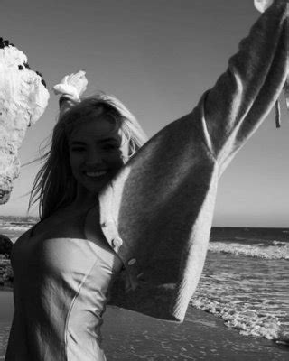 Natalie Alyn Lind Nude Porn Pictures Xxx Photos Sex Images Pictoa