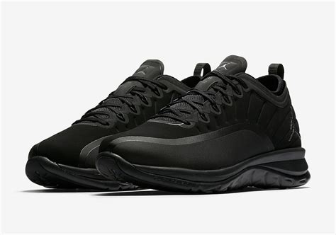 Jordan Trainer Prime Triple Black 881463 002