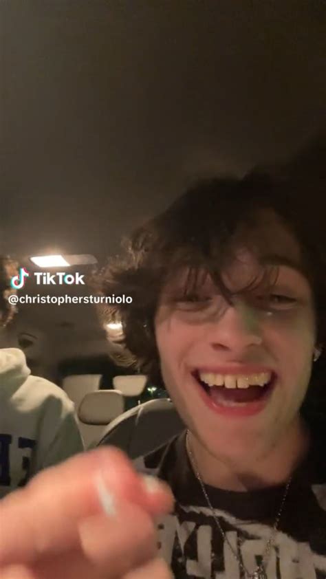 Beautiful A Straight Teen Has Asked His Gay Friend To Prom Artofit