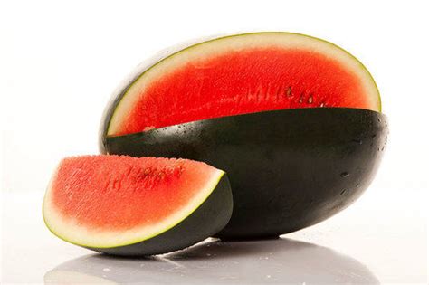 Organic Fresh Green Color Watermelon at Best Price in Jalna | Trade Well India