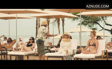Amy Schumer Bikini Scene In Snatched AZNude