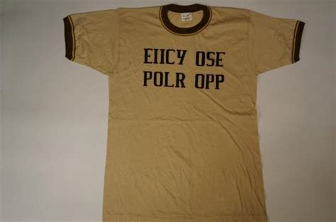 Vintage FUCK OFF Hidden Message T Shirt M S Defunkd