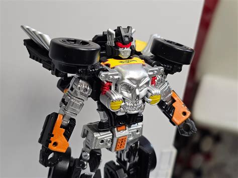 Hot Wheels Bone Shaker And Twin Mill Transformers Revealed