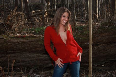 Pictures Of Teen Blueyed Cass Freezing Her Buns Off Porn Pictures XXX Photos Sex Images