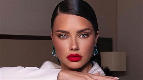 Adriana Lima returns to Victoria’s Secret: ‘The queen has arrived’