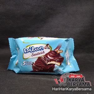 Jual Garuda Food Dilan Sandwich Biscuit Choco Vanilla Cream Gr Kota