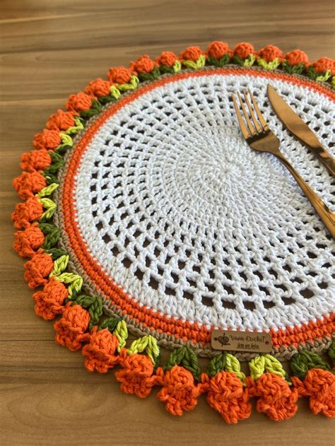 Americano TULIPA Econômico por Vana Crochet Crochet table runner