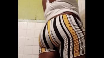 Hermanastra Twerk Se Burlan De XVIDEOS