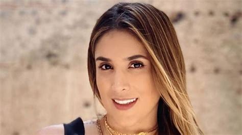 Daniela Ospina conquistó a todos con un bikini demasiado pequeño