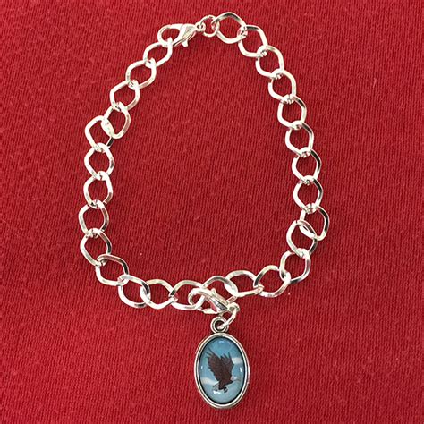 Charm Bracelet With Eagle Pendant | American Eagle Foundation