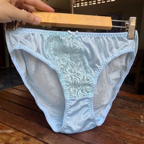 Bikini Victoria Vintage Panties Size 7 Slippery Nylon Gem
