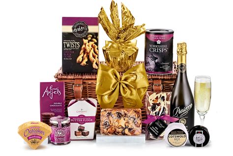 Retirement Cambridge Hamper With Prosecco Regency Hampers