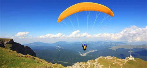 paragliding  goa adventure sports activities de goa