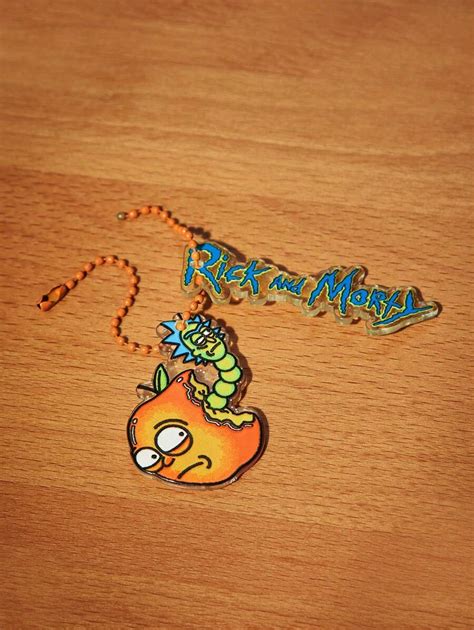 Rick And Morty ROMWE Cartoon And Letter Pattern Keychain 1 Piece