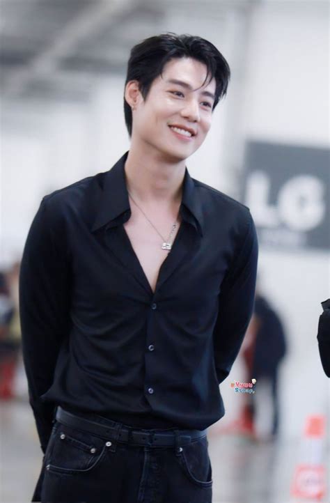 250330 SAILUB HEMMAWICH X BOOK FAIR FANSIGN In 2025 Pit Babe Attractive Guys Actors