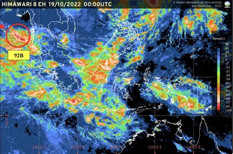 Waspada Gelombang Tinggi Hingga 2 5 Meter Akibat Bibit Siklon Tropis